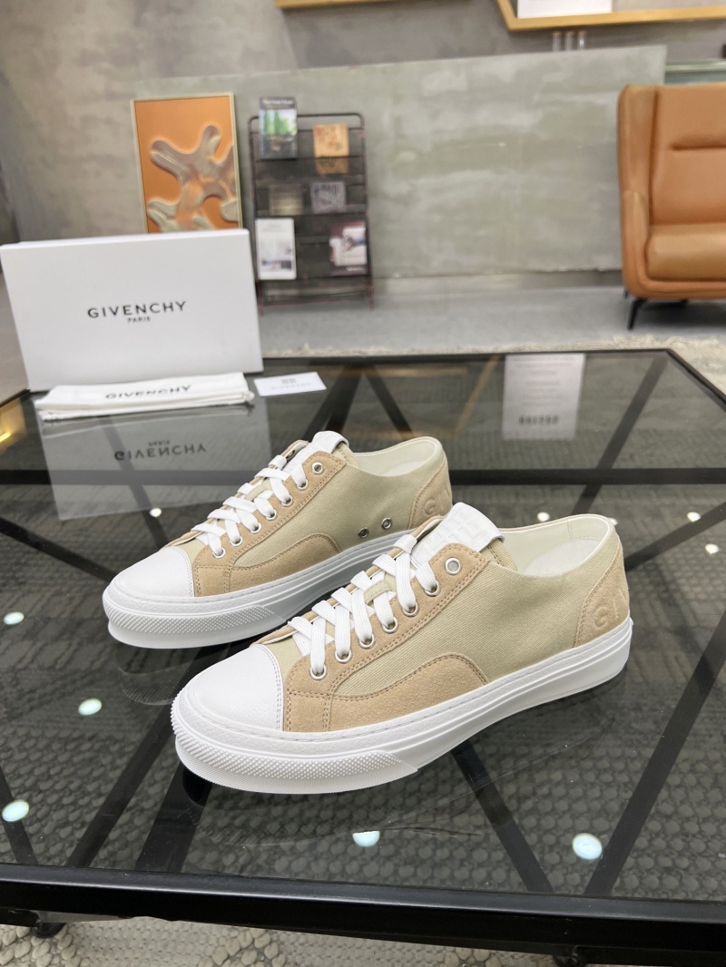 Givenchy Sneakers